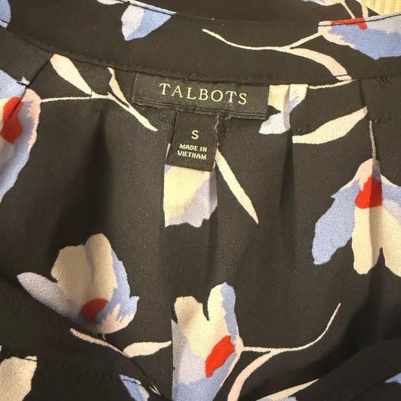 Talbots White and Red Sleeveless Blouse with Mandarin Collar - Picture 8 of 10